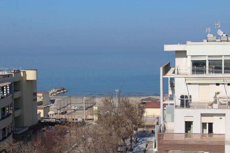 Hotel Caesar Misano Adriatico Exterior photo